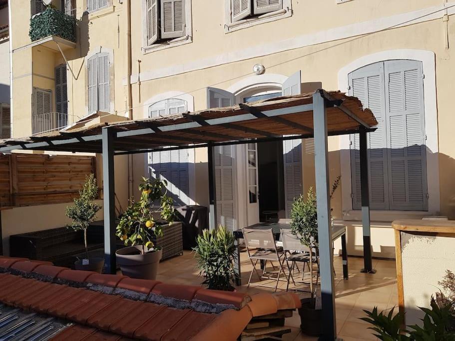 Superbe 2 Pieces Avec Grande Terrasse, Classe *** 马赛 外观 照片
